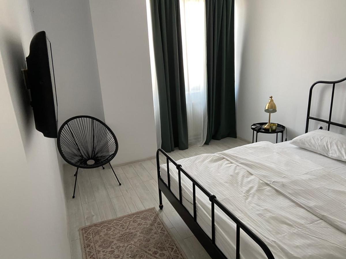 Beach Vibe Apartments Solid Residence Мамая Экстерьер фото